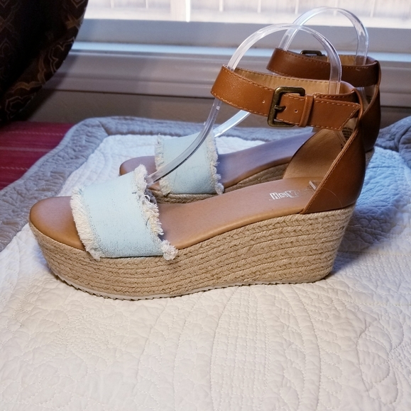 Brash Shoes - 3/$12 BRASH 9 blue tan rope wedge ankle strap wedge